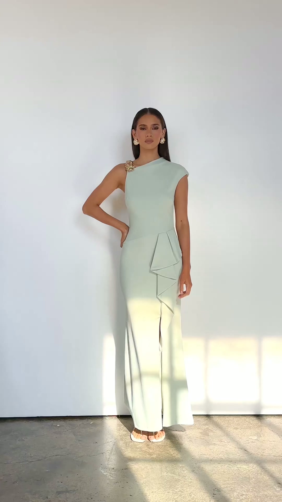 Carlacia Maxi Dress in Sage: Perfect One-Shoulder Gown for Any Event