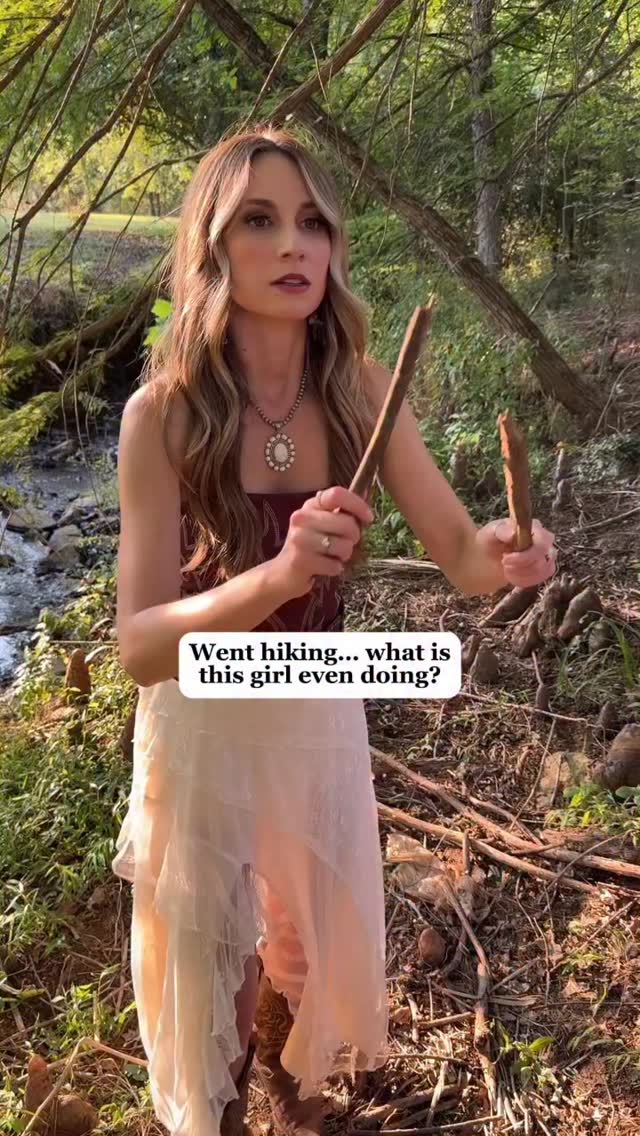 harperthefox green dress I have no idea 😂 but “Song About A Truck” is out anywhere you stream music! Link in bio!, 📍: Silo Springs Farm, 🎥: Keith Sahs | Kaylyn Sahs Strapless