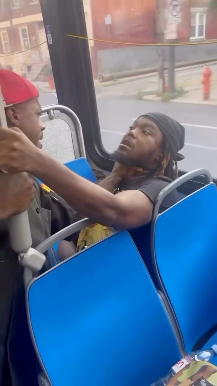 Just fighting on the bus 😭 #funny #comedy | Keywoun & Lincoln | Facebook