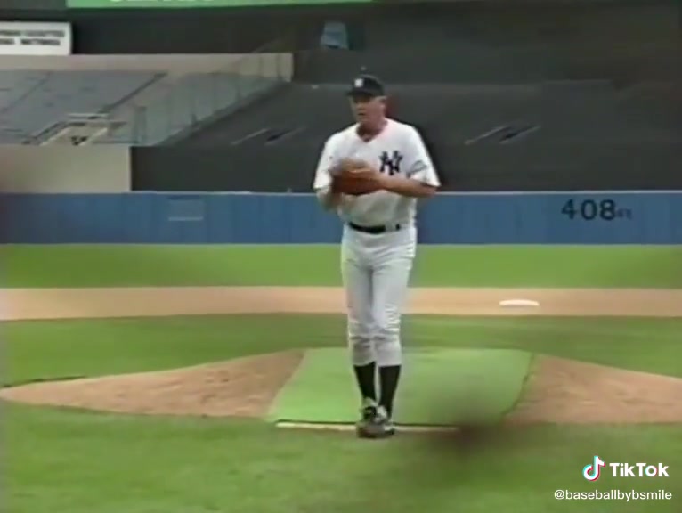 David Letterman puts on a New York #Yankees uniform and practices ...