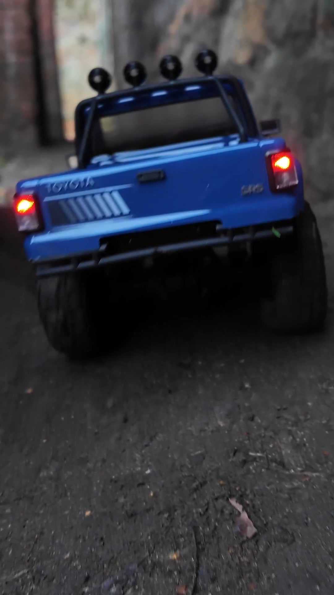 More colors, more personality. The Venture18 1985 Toyota Hilux SR5