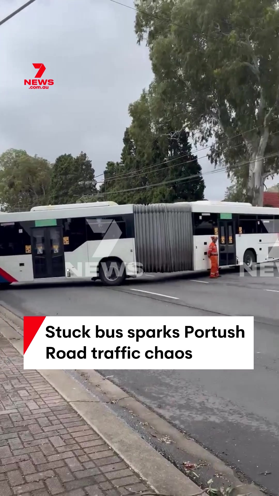 HAPPENING NOW: There are major delays for Portrush Road motorists after ...