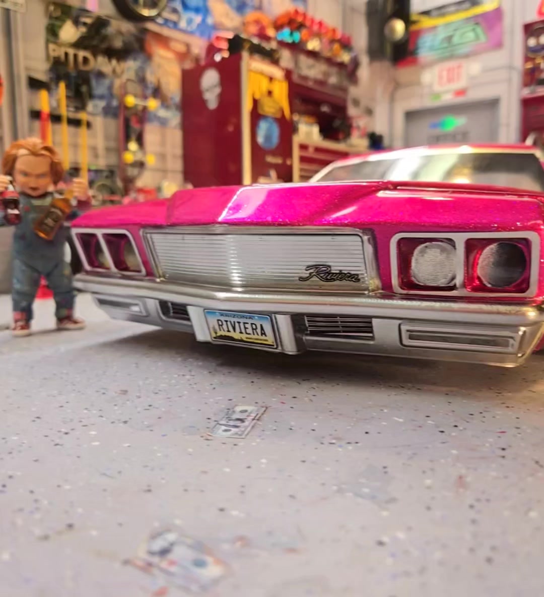 The Redcat Racing X Mister Cartoon Ice Cream Truck Lowrider isn't