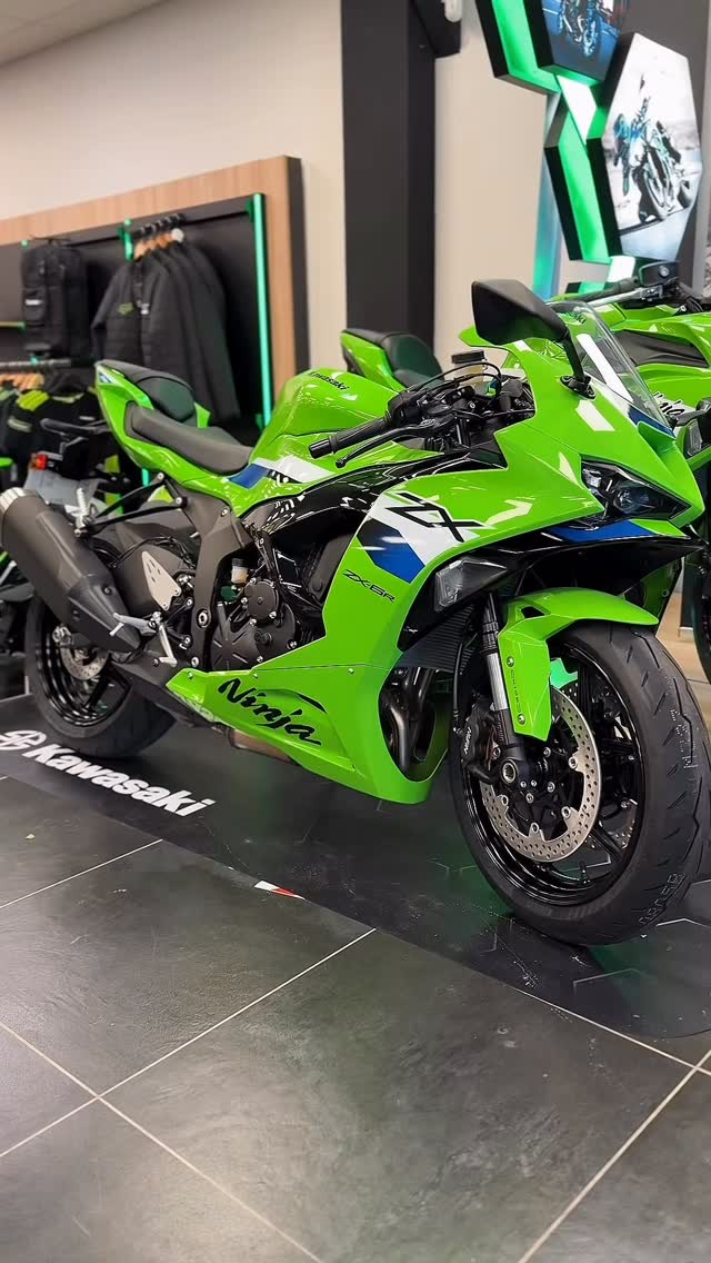 La nouvelle Kawasaki ZX-6R est arrivée en concession 🥵 À