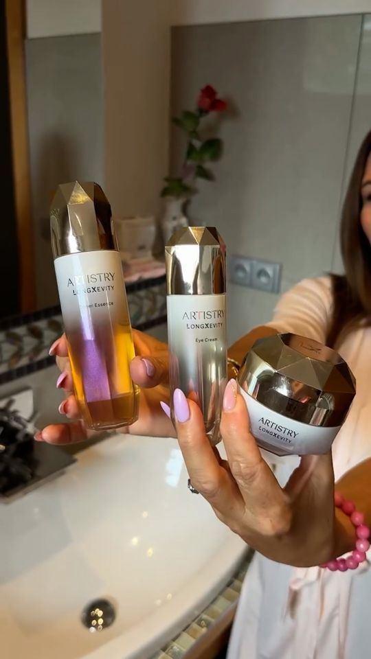 Artistry Supreme LX Regenerating Cream The Ultimate Luxury in Anti