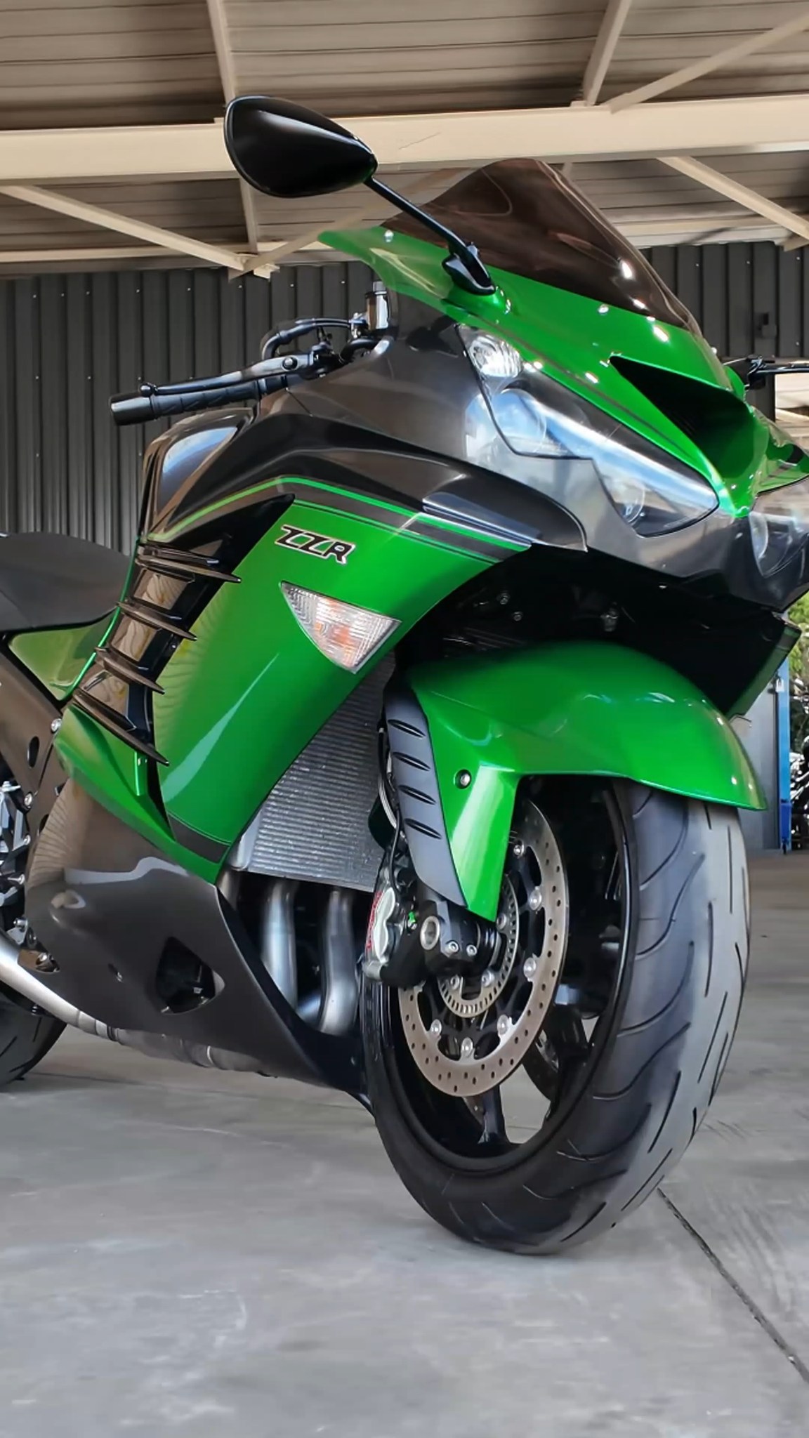 🎁2018 KAWASAKI ZZR 1400 ABS OHLINS — with only 19 528 km's on the