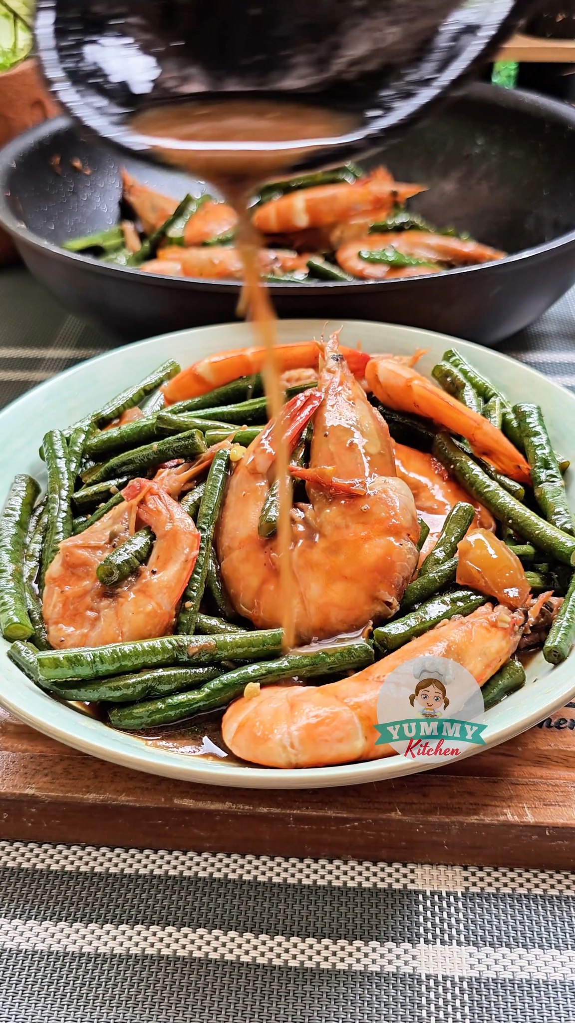 Ginisang Sitaw with Hipon | Yummy Kitchen