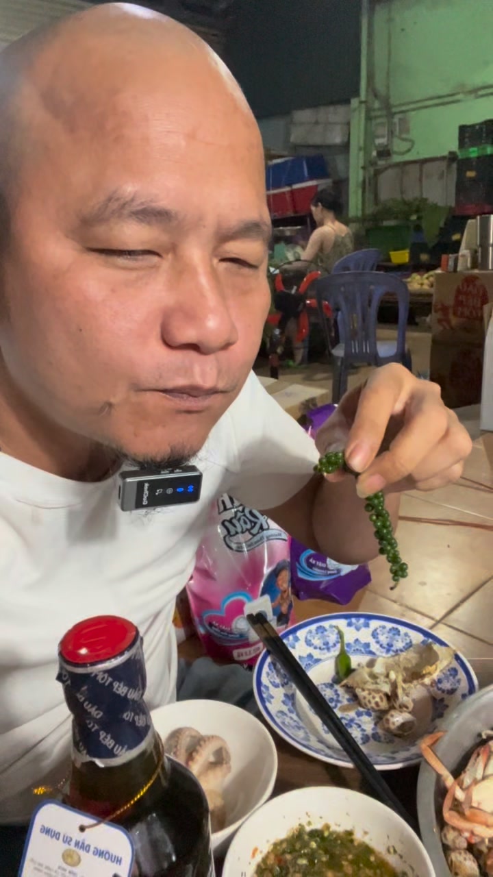 Thời điểm này mà bán…🤣 #MinhRau #DauBepTom @fan cứng | Minh Râu Bán Rau ...
