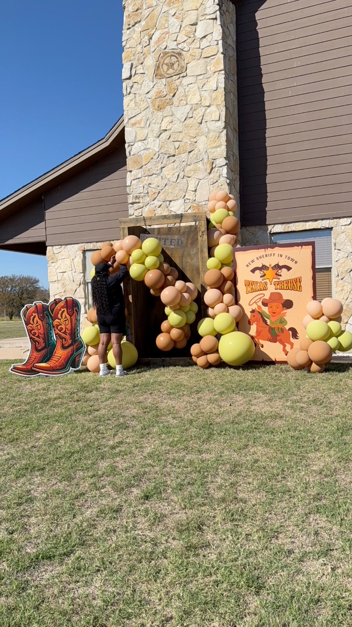 #Balloons #Rodeo #firstBirthday | JPD Events & Rentals LLC. | Facebook