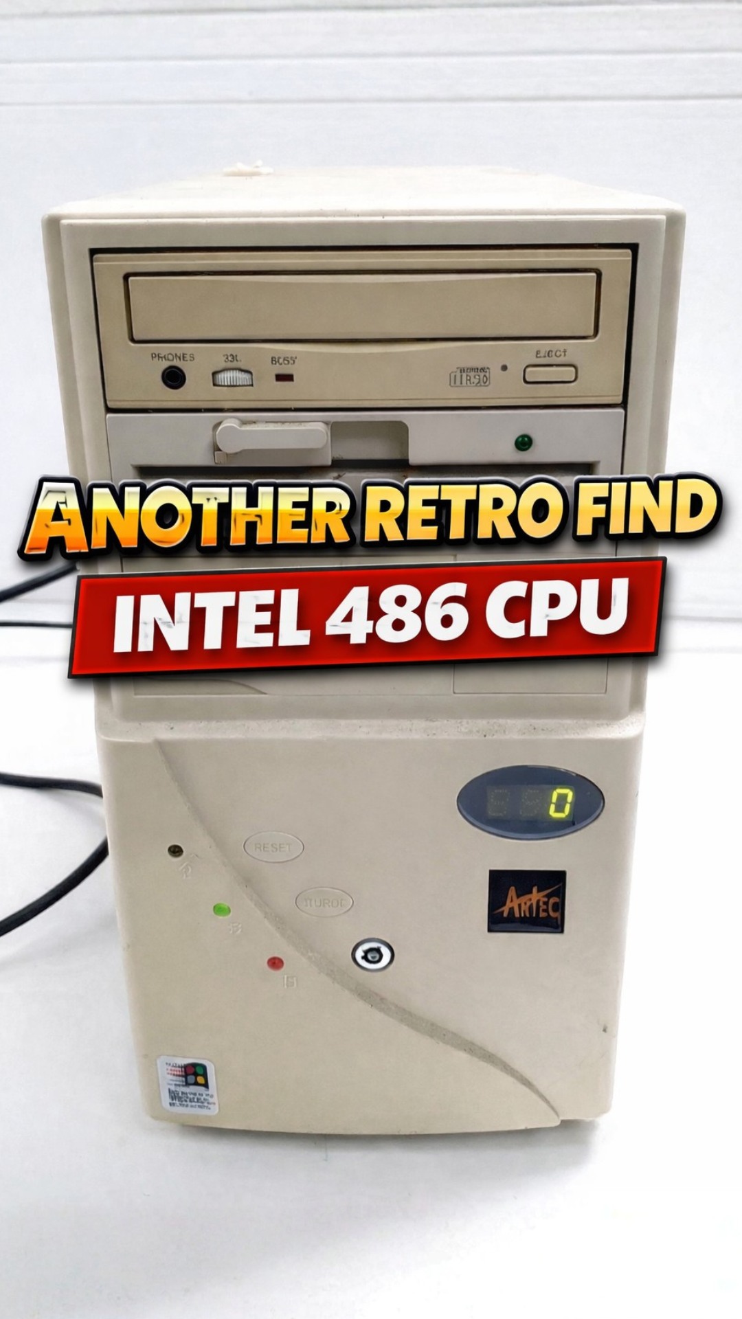 Vintage Intel keyring with 486 and 386 processors