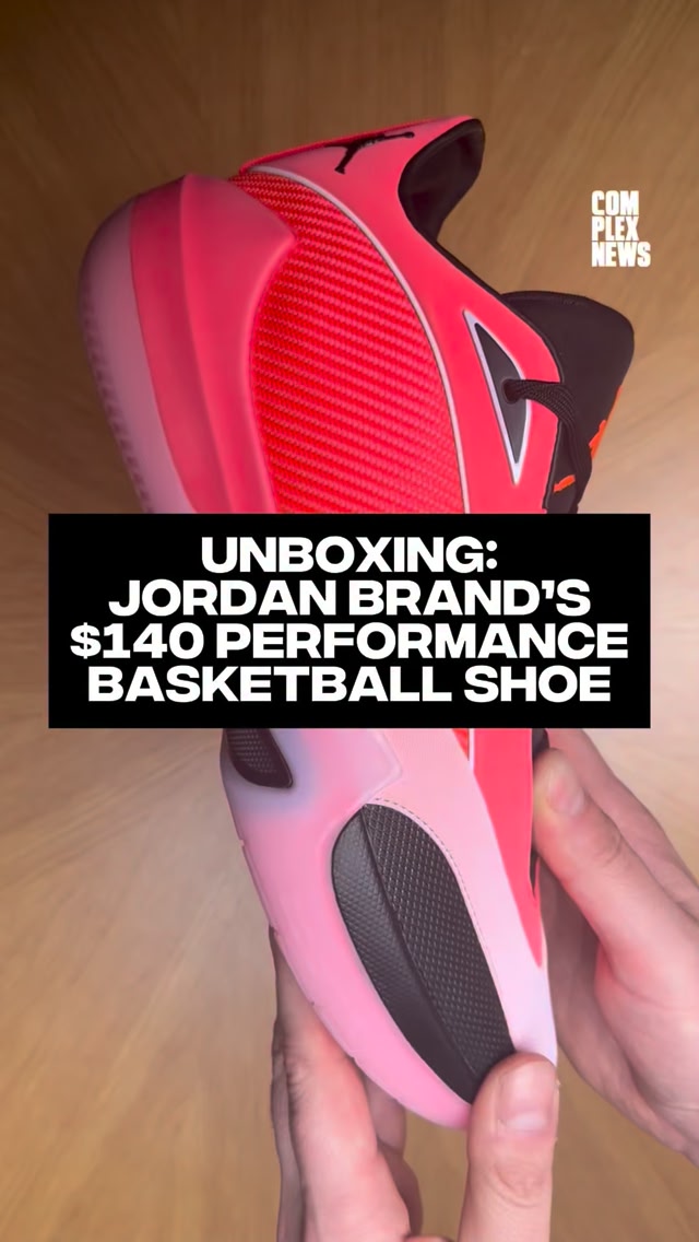 ごん Jordan Brand's latest performance basketball sneaker has been