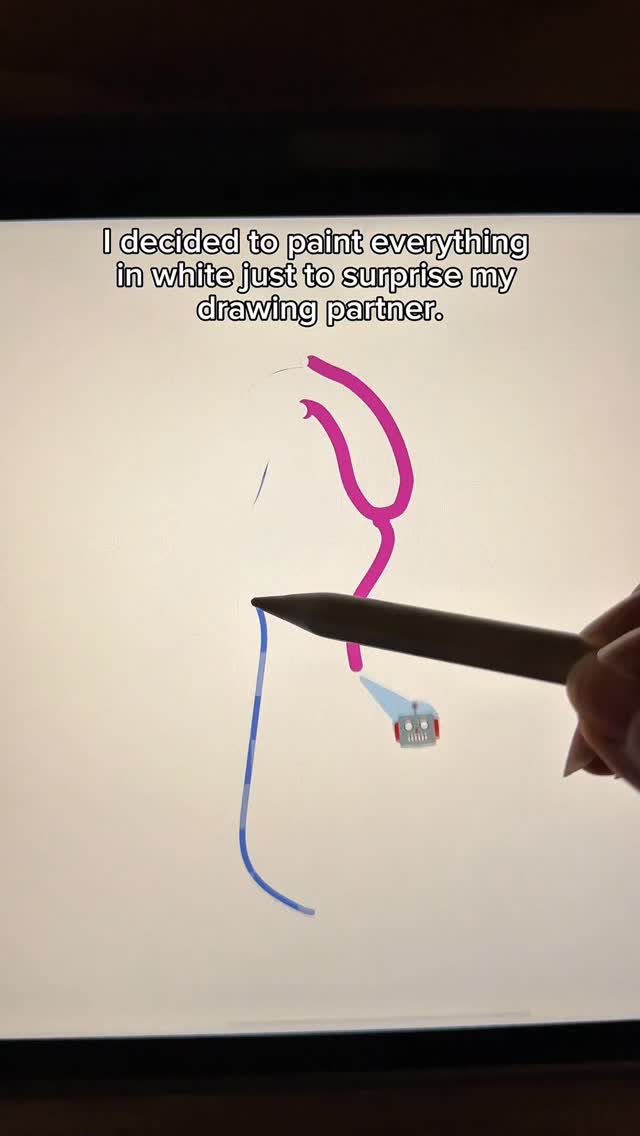 I decided to paint everything in white just to surprise my drawing ...