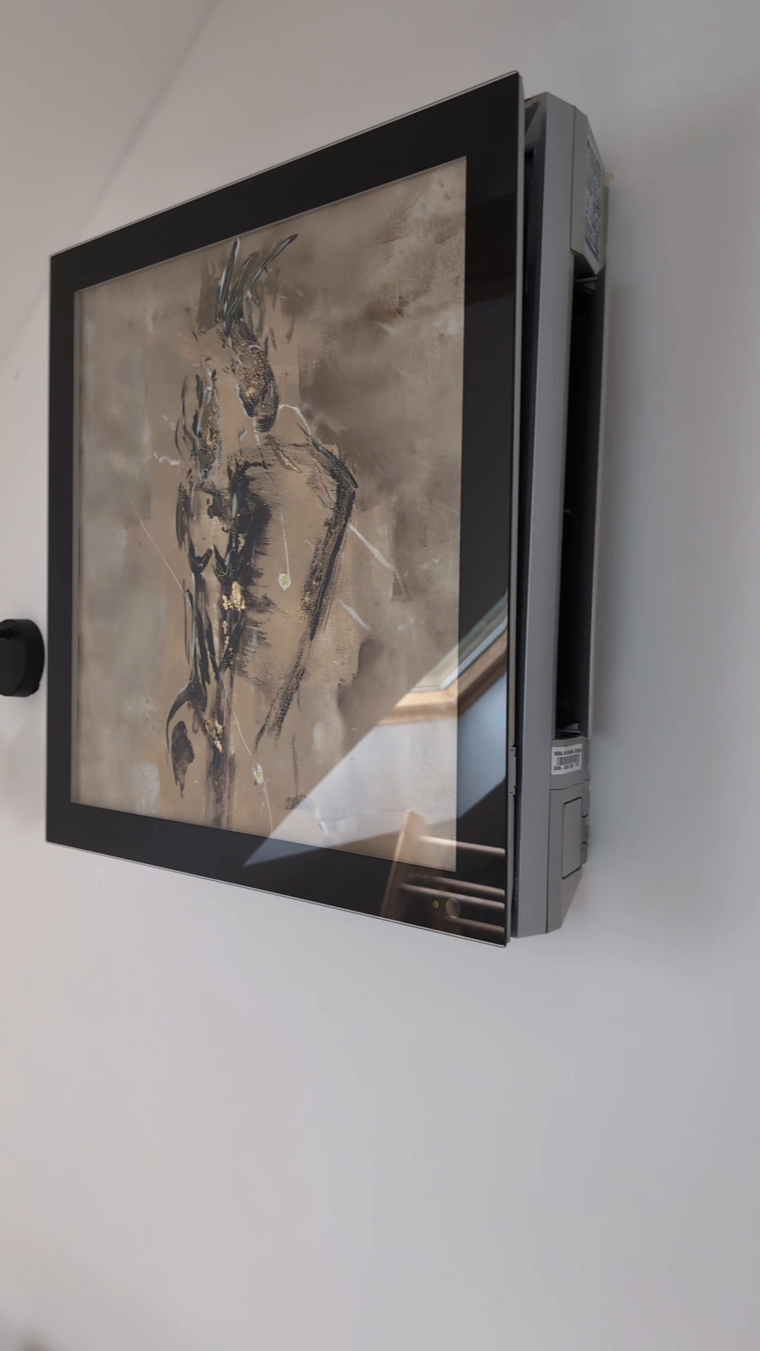 Klimaanlage gesucht, aber bitte unauffällig? Oder noch besser: schön? 👀, Bei Instagrammerin kunsthaus.bock übernimmt die LG ARTCOOL GALLERY nicht nur die Raumkühlung, sondern wird zum Teil der