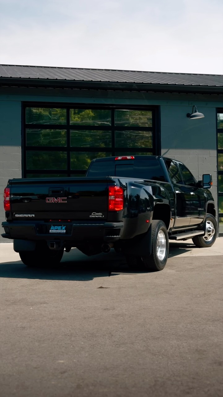 はな 2018 GMC Sierra 3500 Denali HD 6.6L L5P Duramax 67K Miles