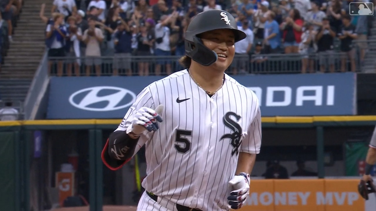 今日の始球式にバッターとして登場するのは、伝説の走り屋リッキー