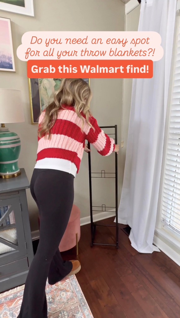 Throw blanket storage idea you’ll actually use! 🧺 ‌ When winter weather ...