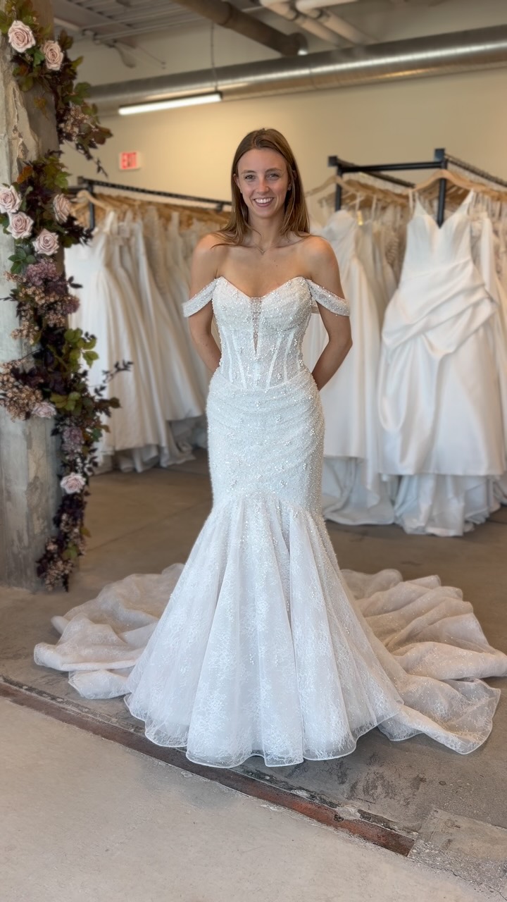 Martina Liana Bridal Gowns Off The Rack in Green Bay