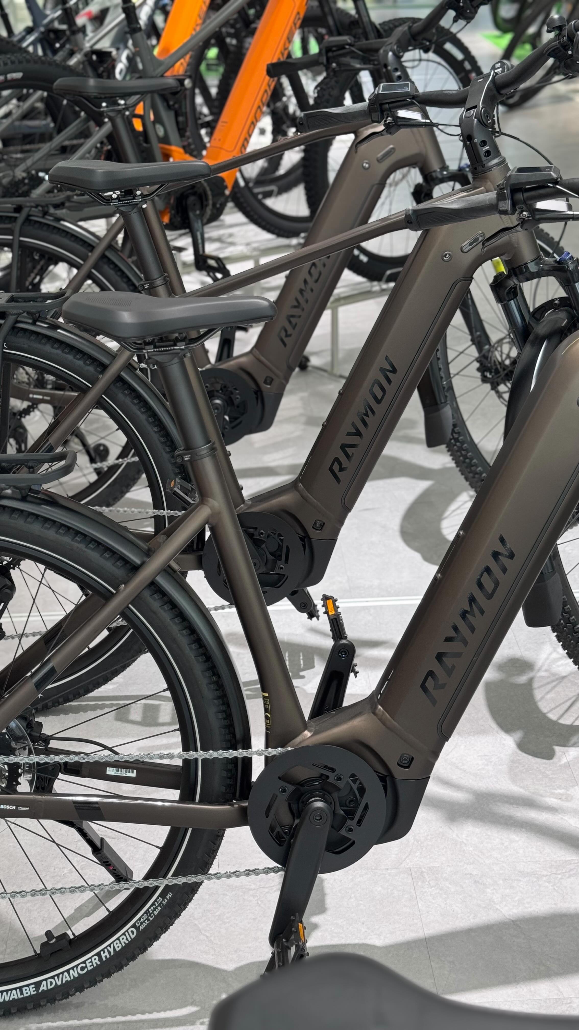 fahrradständer lochabstand 40 mm HENMI E-Bike 24-29Zoll, fahrradständer 40mm Canyon Spectral:On CFR Review: Farbe:Uni-Grau fahrradhelm sicher kinder
