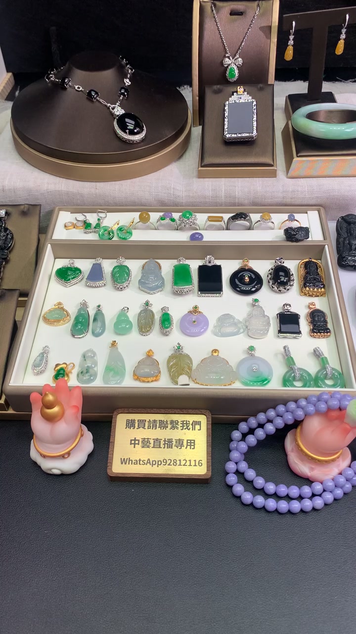 景泰藍，可謂中國工藝史上「中西合璧」的典範。景泰藍又名「銅胎掐絲