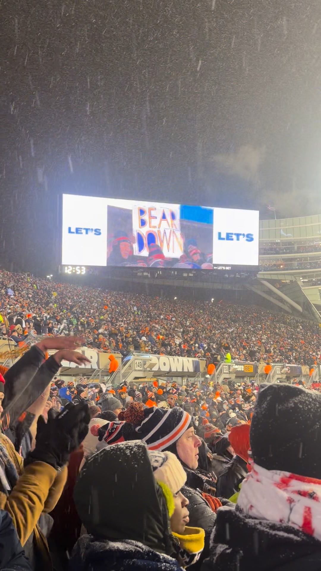 I’ve never felt energy like this! 😱 The snow is coming down, the crowd ...