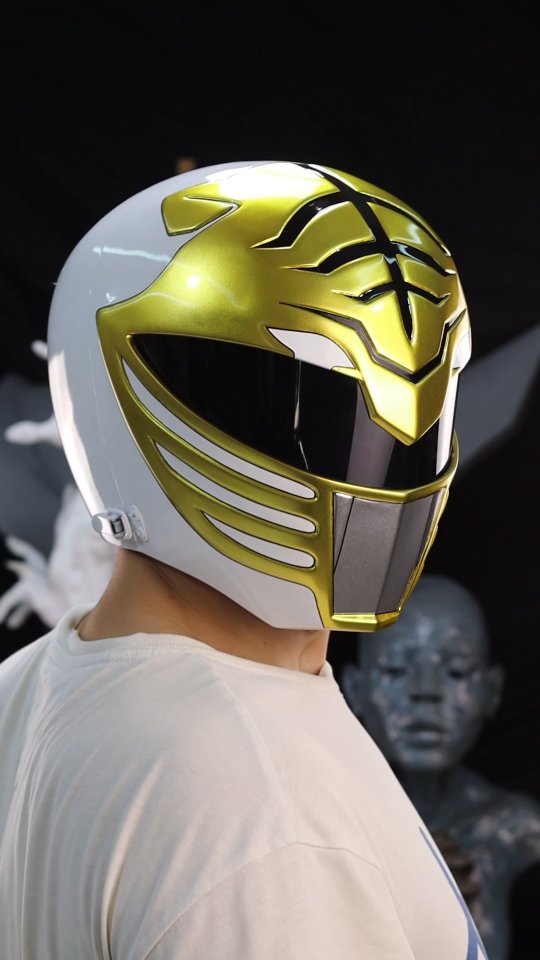 gold ranger motorcycle helmet 6D ATS-1R - Voodoo - Gloss Black/Gold Premium paint accentuates the detailed sculpting and ensures it looks just like the real thing Saban's Power Rangers - White