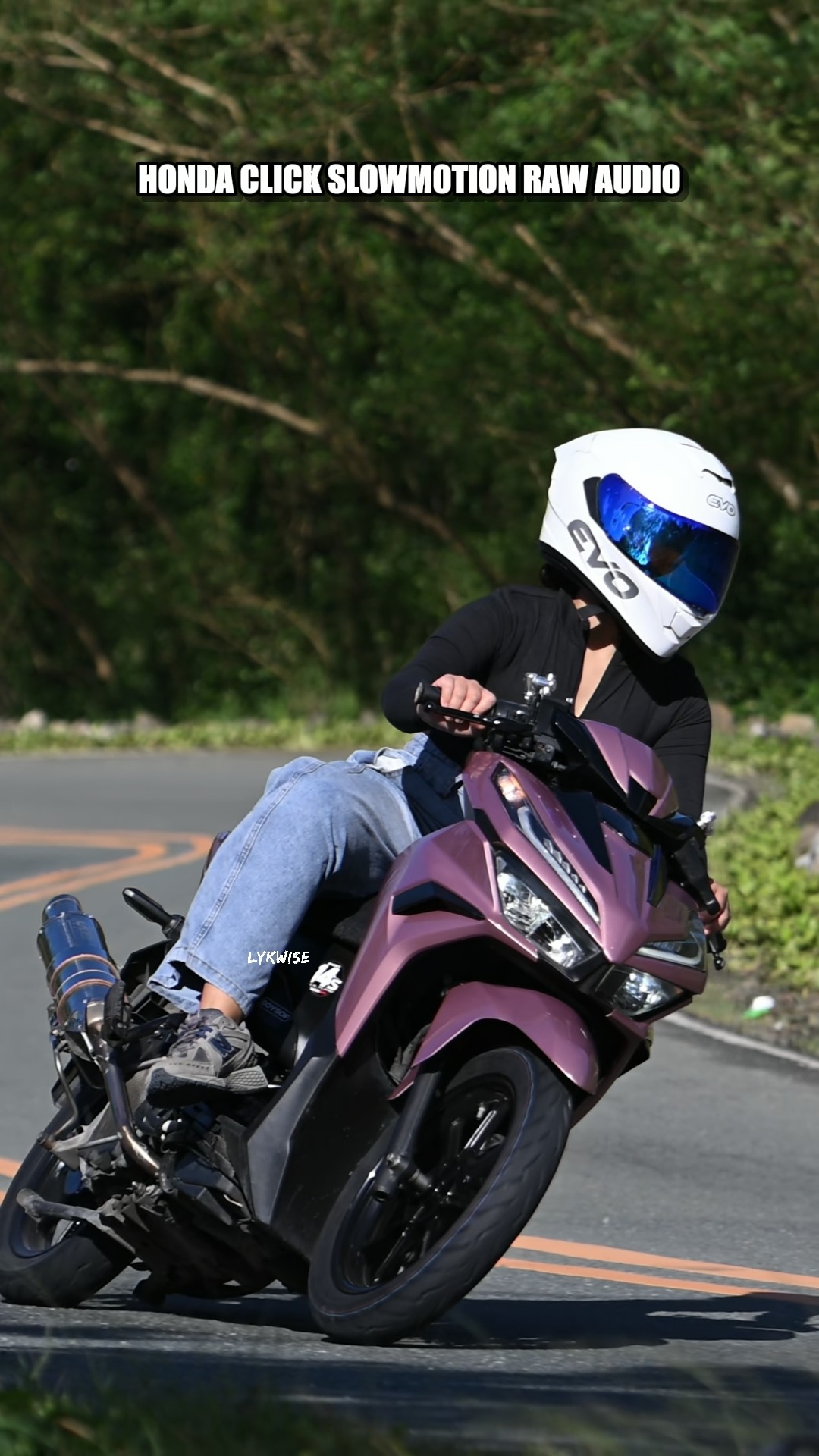 Lady rider @ Big-C Marilaque Highway #Slowmotion #ladyrider # ...