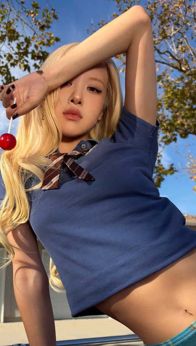 ELLE Singapore (@ELLEsingaporeofficial) • Facebook