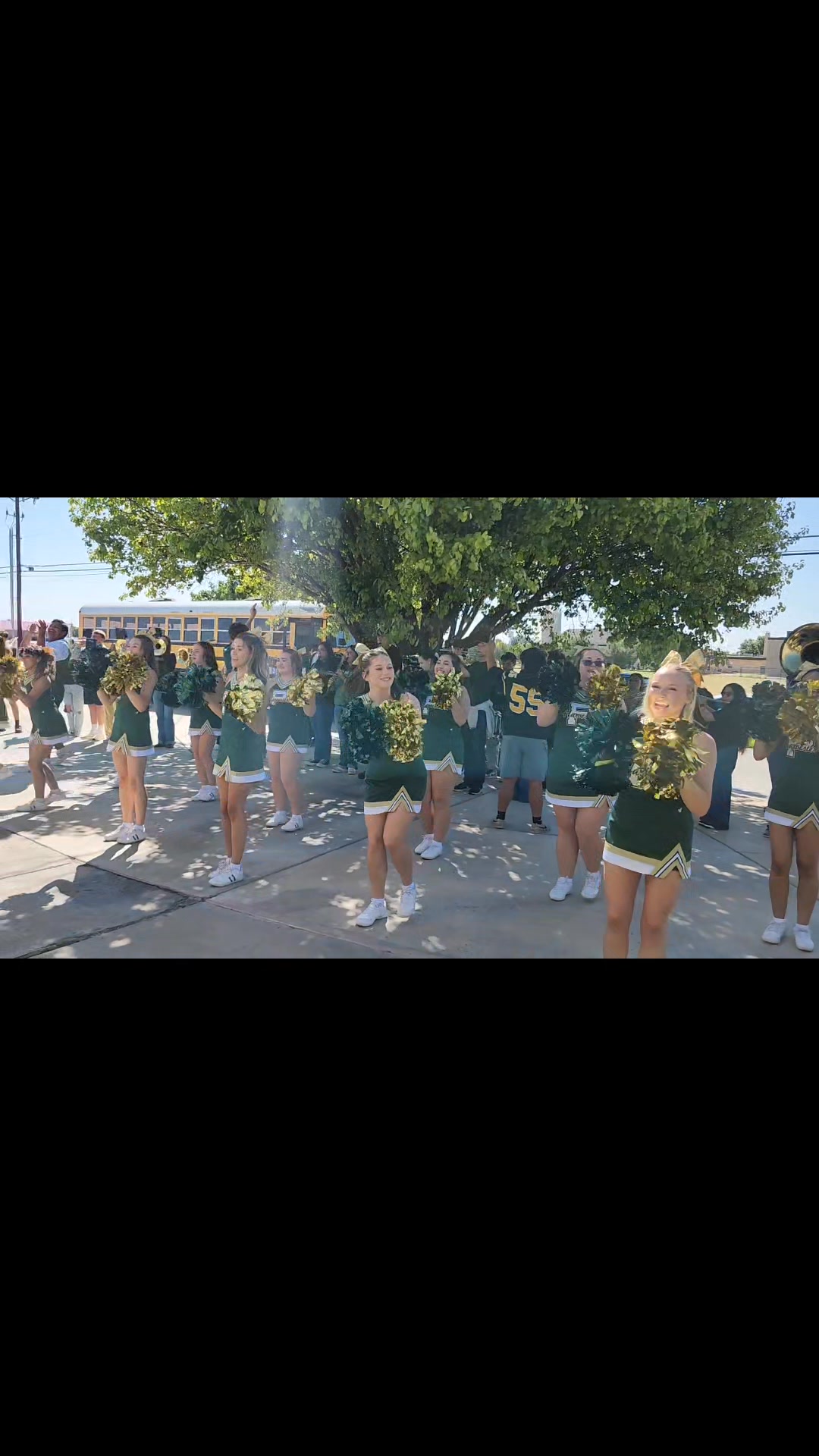 PEP RALLY AT MC! GO HARVESTERS! 💚💛💚💛 | Meredith Court | Facebook
