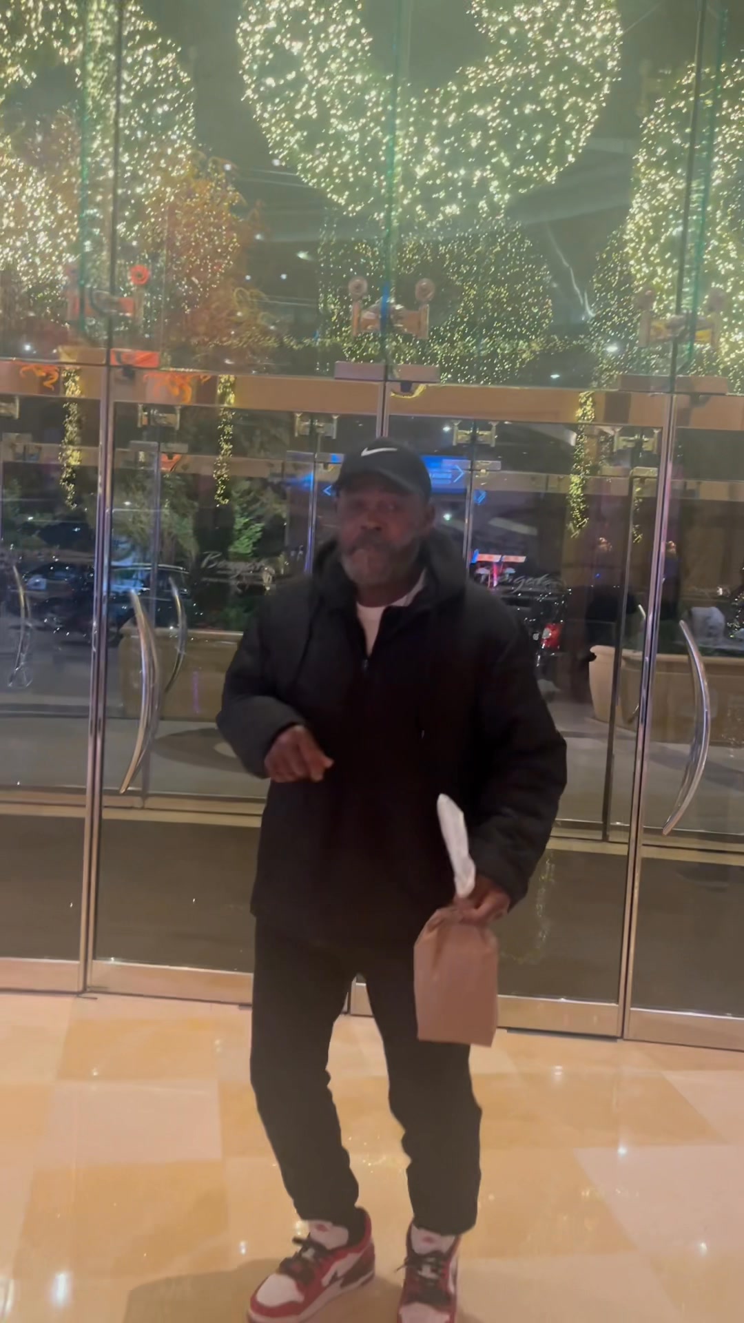While waiting for our Lyft with my “Birthday Dad” …..🥳🤩🤣🎶🎂 #Thankful ...