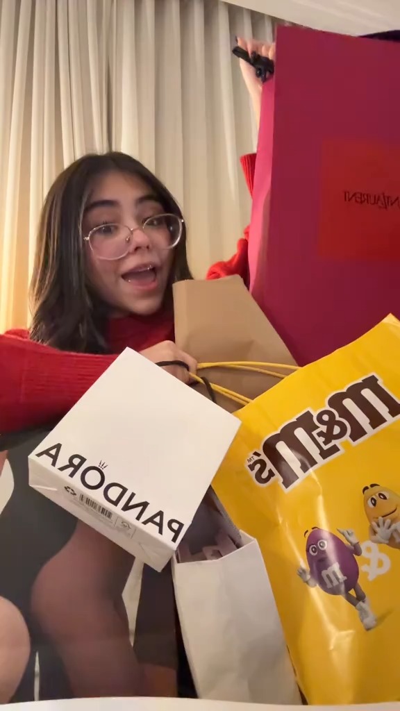 HAUL de New York 🗽 #grwmisaaa #trend #fyp | Grwm Isaaa | Facebook