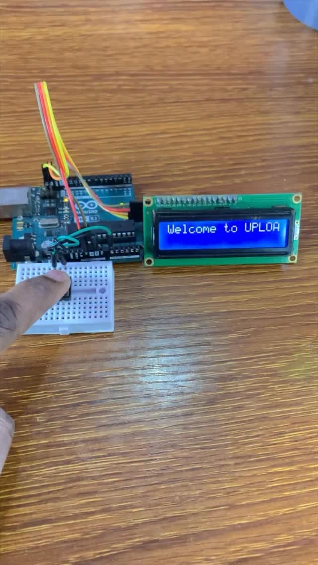 Scrolling messages on the LCD Display using Button | Upload Ideas with ...