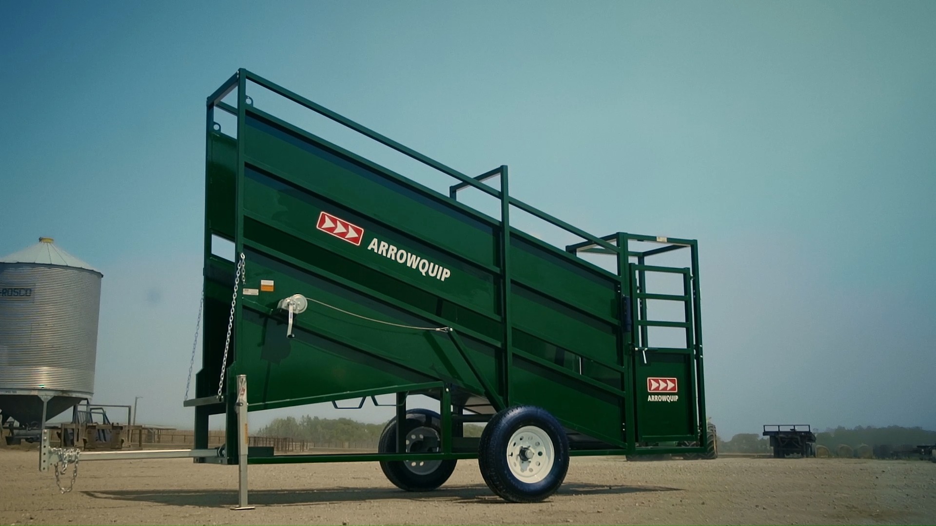 Load Cattle Safely and Efficiently! Arrowquip's Cattle Loading Chutes ...