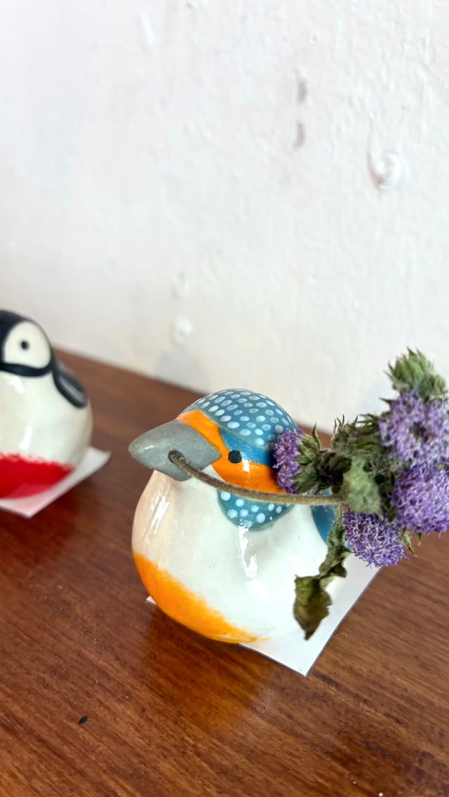 動物や生き物のオブジェを作るatelier subacoさん﻿ 白いワニ﻿ 背中には
