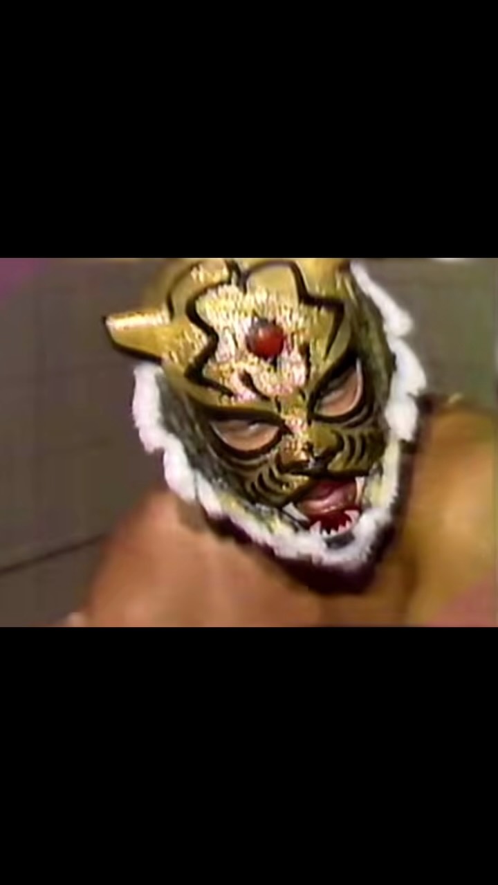 Tiger Mask's first interview🎤😮 初代タイガーマスク初インタビュー