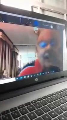 José Valiente - Estudiante se le va la luz y profesor no... | Facebook
