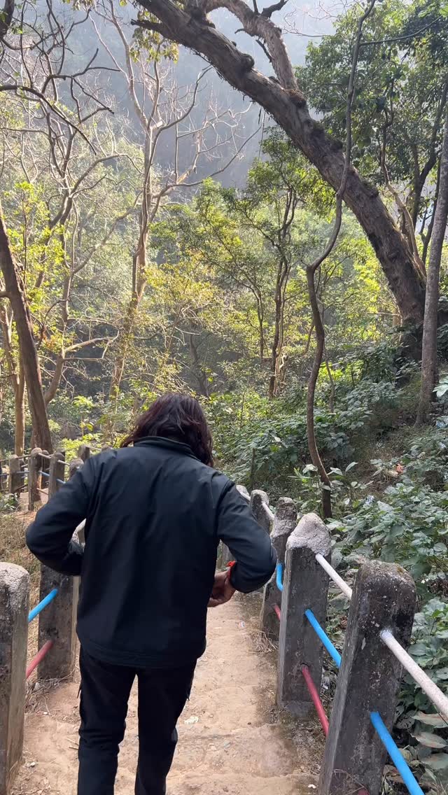 Mini Shimla of Chhattisgarh 🌄 Mainpat Ambikapur की ठंडी वादियाँ ...