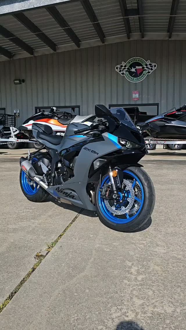Another great bike on the lift and this time it's a very clean