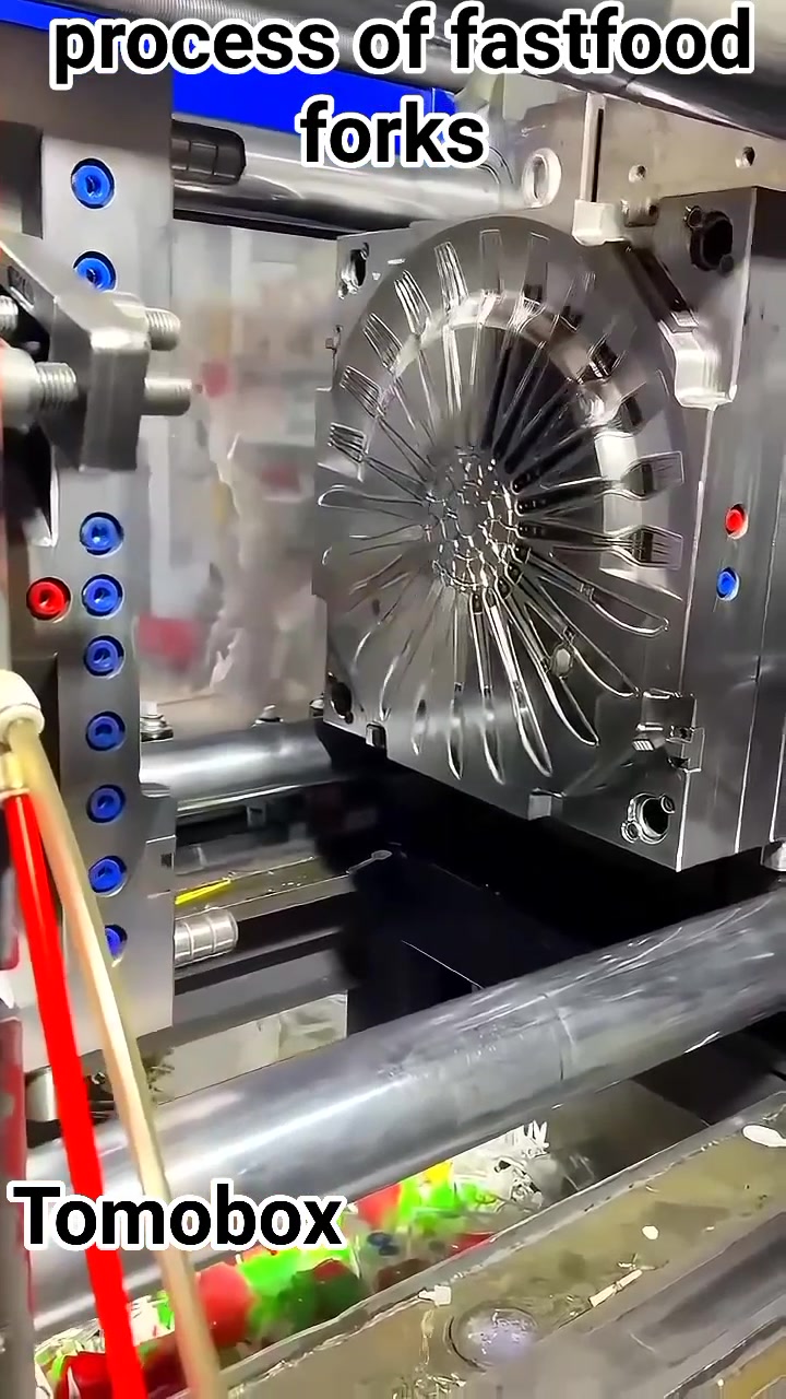 Amazing modeling process of fastfood forks! #china #factory #tech # ...