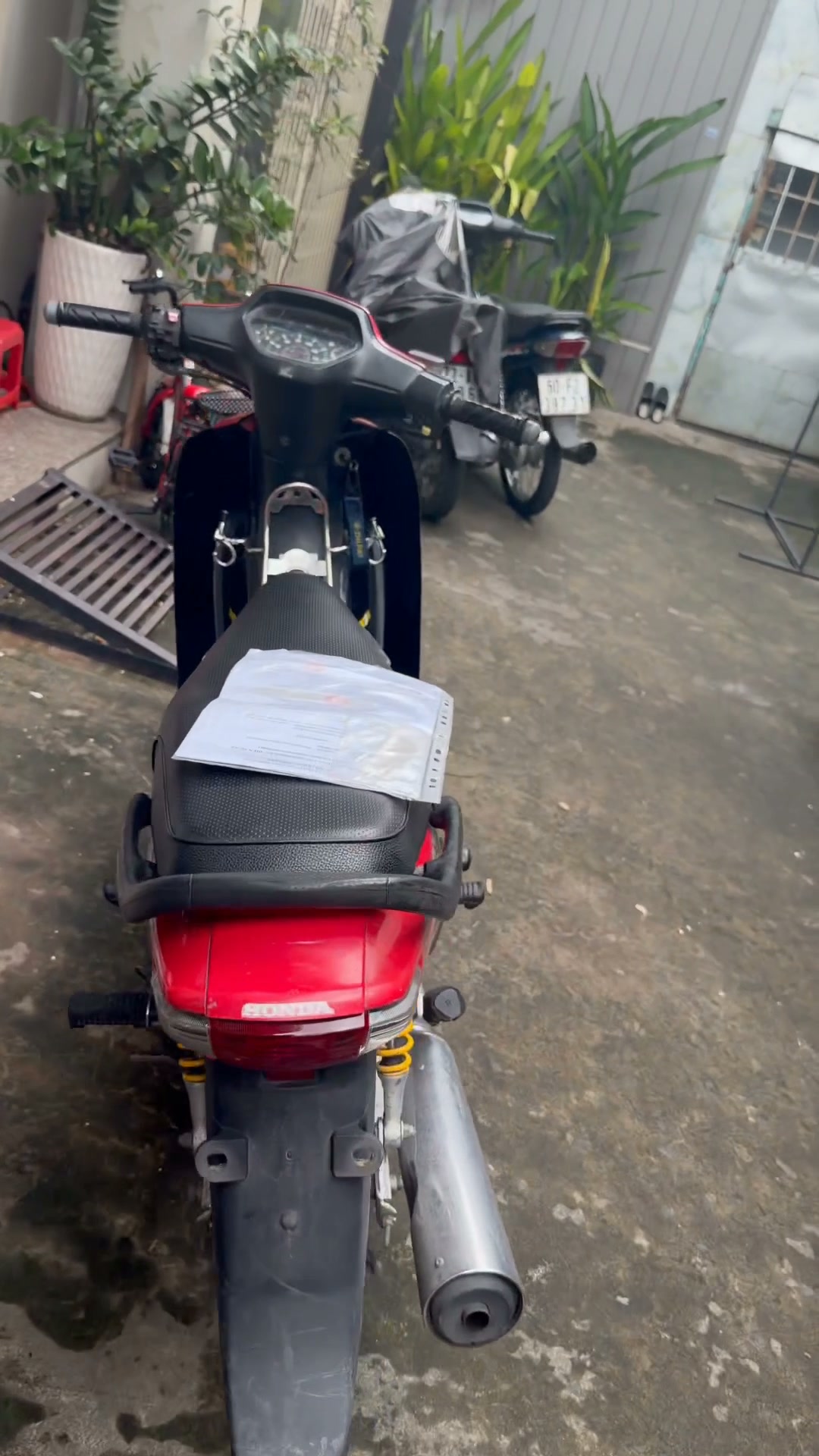 zx hồ sơ cầm tay nhe ae máy zin,xe zin🥰🥰🥰 | Huỳnh Văn Lộc