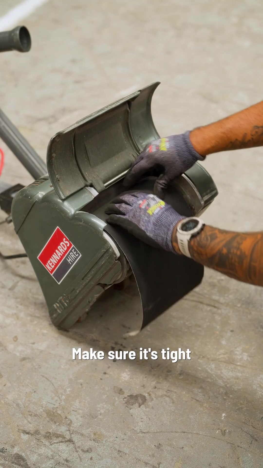 Changing the sanding paper on your floor sander is simple - but fitting ...