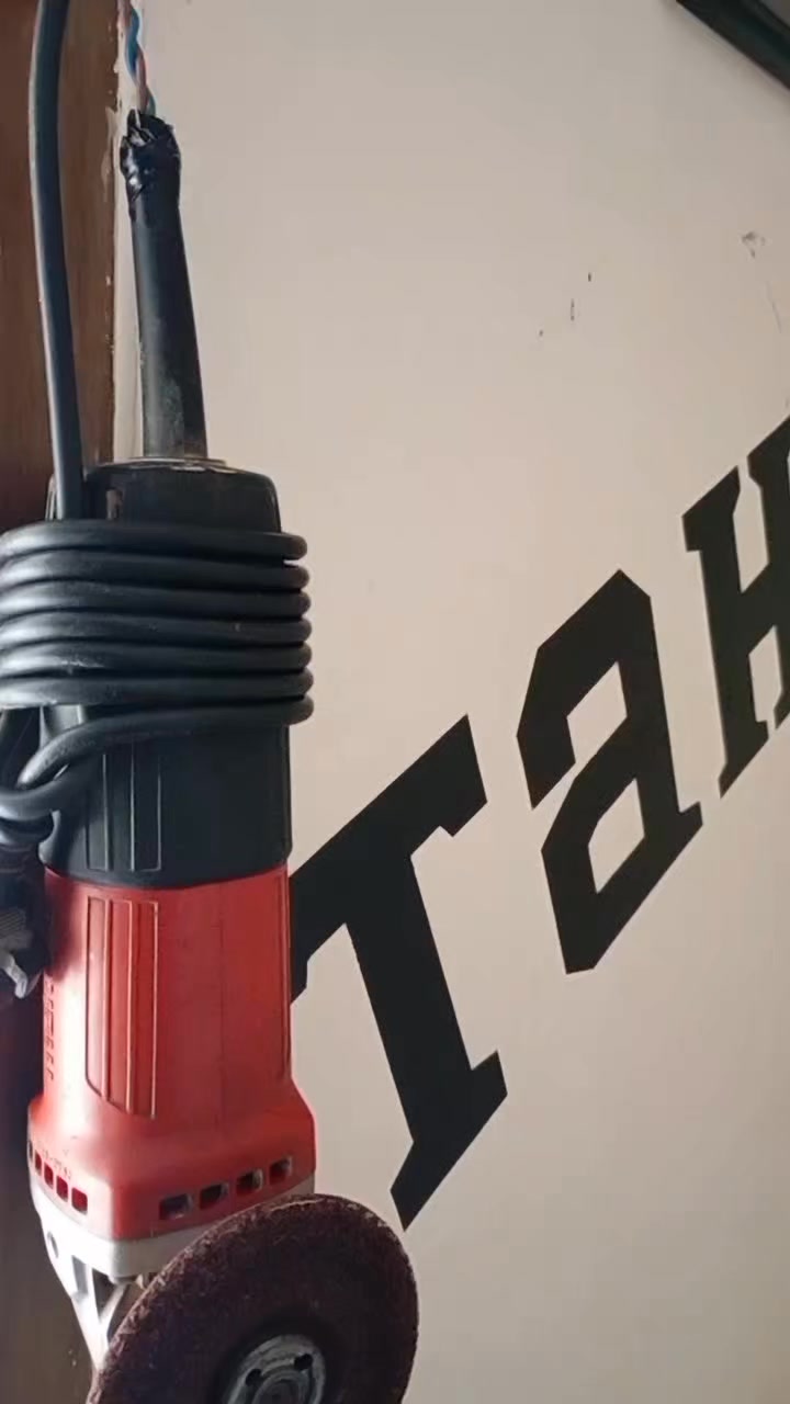 how to tie the cable of a hand grinder #woodworking #carpenyry #usa # ...