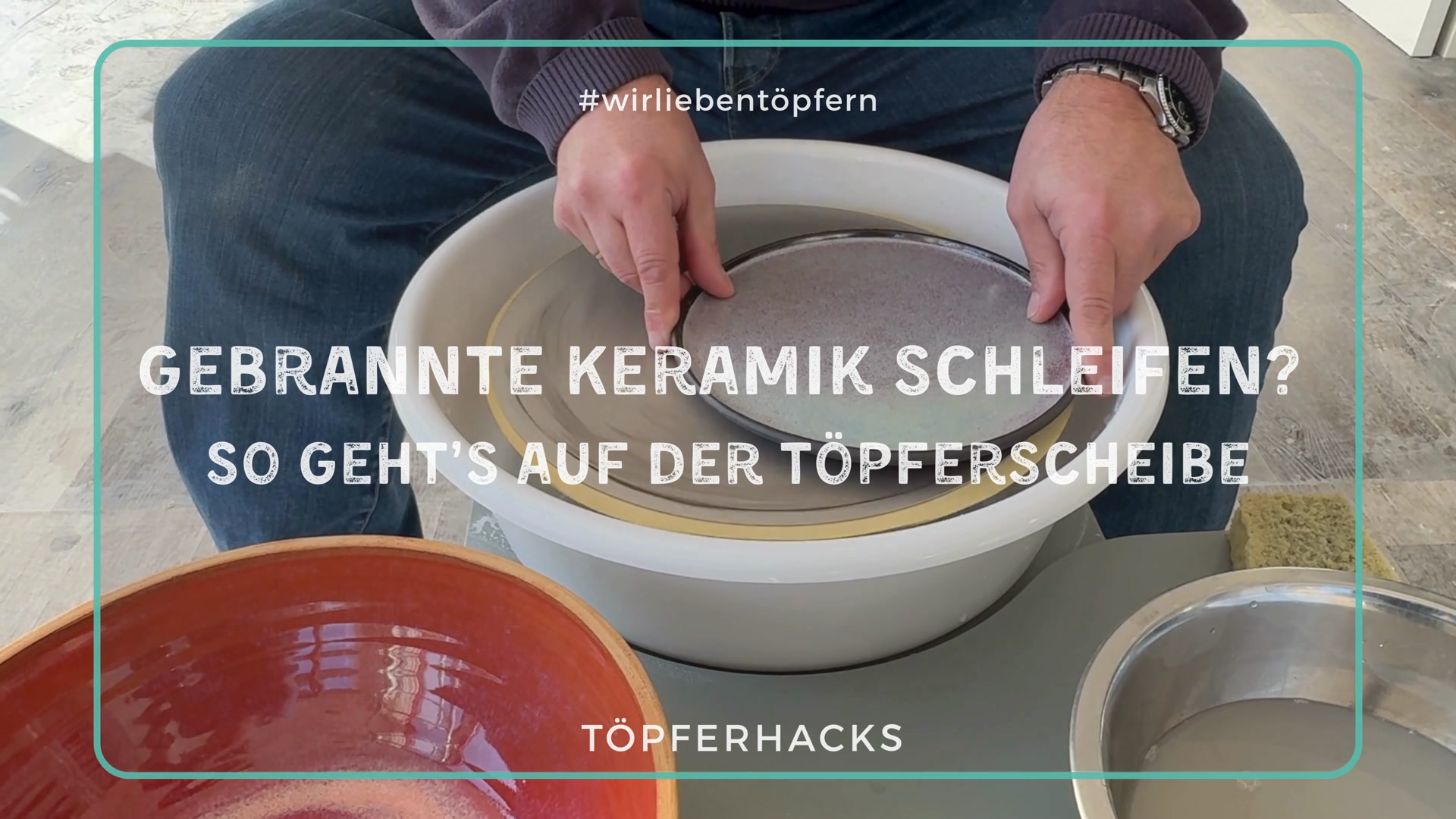 Schleifst du deine Keramik nach dem Brand noch nach? 🏺, Gerade bei Standflächen oder kleinen Glasurnasen lohnt sich das oft. Mit einer Diamantschleifscheibe auf der Töpferscheibe lassen sich solche