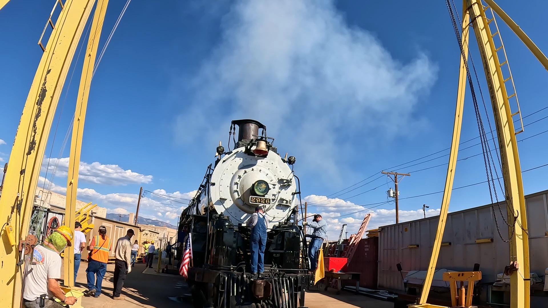Refueling ATSF 2926 | Maintenance Minute NMRD3: https://2926.us/nmrd ...
