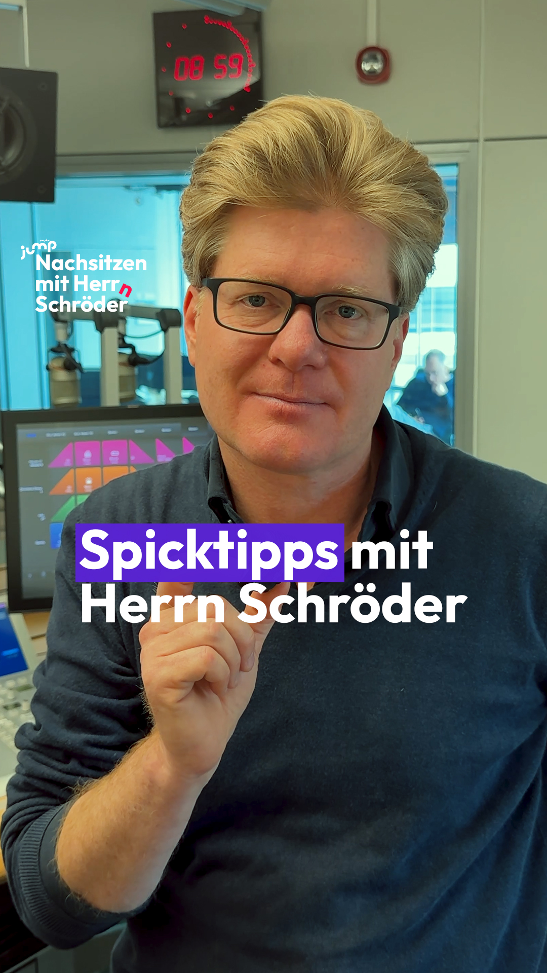 Herr Schröder, früher Gymnasiallehrer, findet: Spicken ist natürlich ...