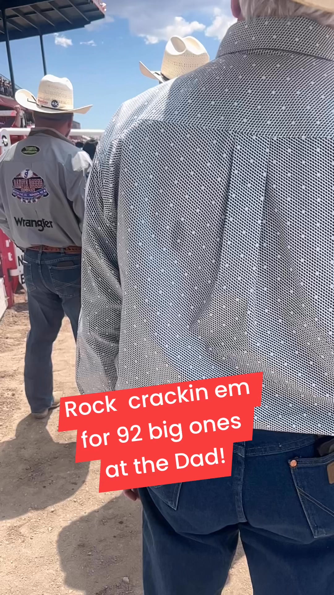 I’ve never seen nothing like it . Rock is slaying them in Ol Cheyenne ...