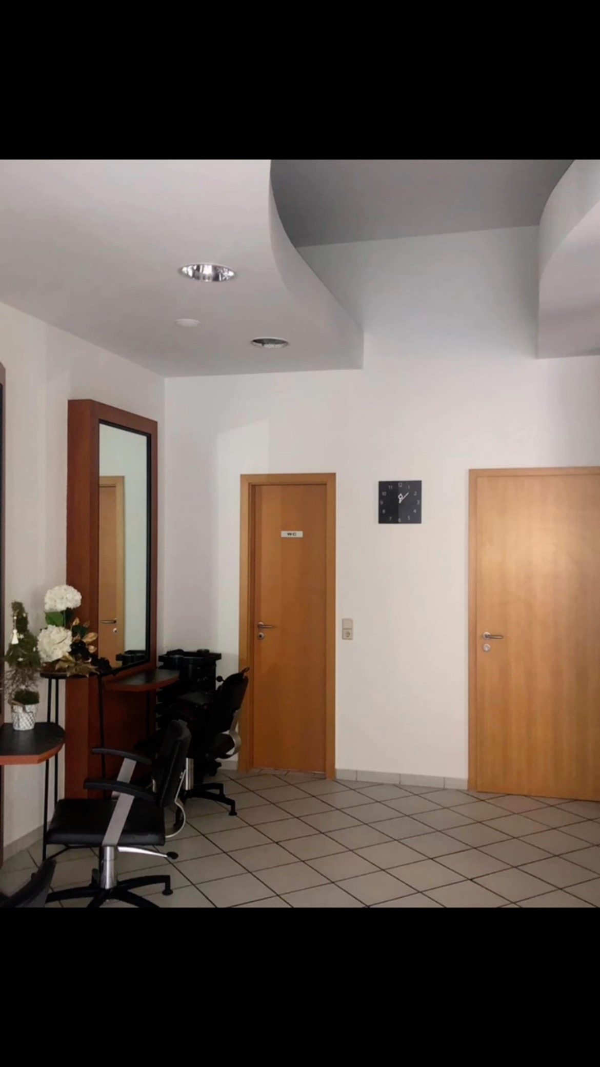 Image result for High-end soundproofing solutions for apartments with a walk-in closet - High-End Soundproofing Solutions For Apartments With A Walk-In Closet