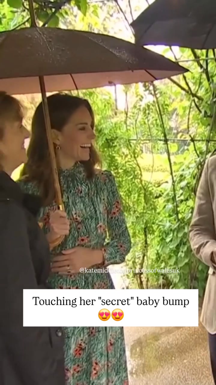 Catherine's hand in her baby bump... Three days before announcing that ...