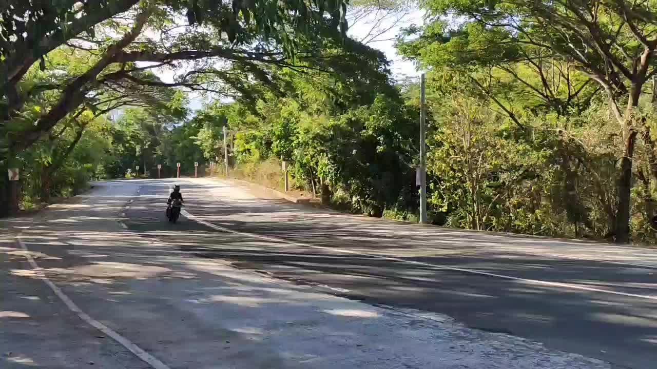 M A R I L A Q U E | Lady rider is ️😊. Tamang pahangin sa panahong ...