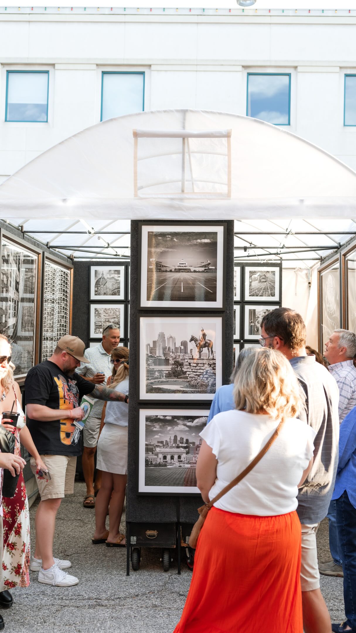 Just one week until Country Club Plaza looks like this again. , We cannot wait to welcome everyone back for the 95th Annual Plaza Art Fair! Friday, September 25 through Sunday, September 27. , 