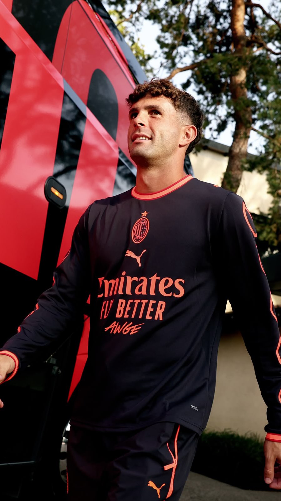 PUMA - The 2016/17 Arsenal kits have arrived. We are THE Arsenal